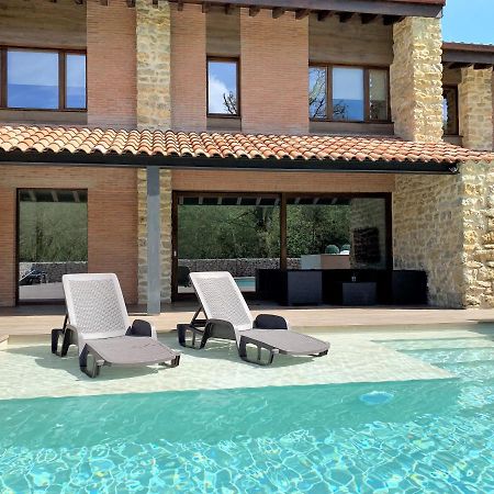 2 Apartamentos En Villa Con Piscina Privada En Asturias El Marquesau Noriega المظهر الخارجي الصورة