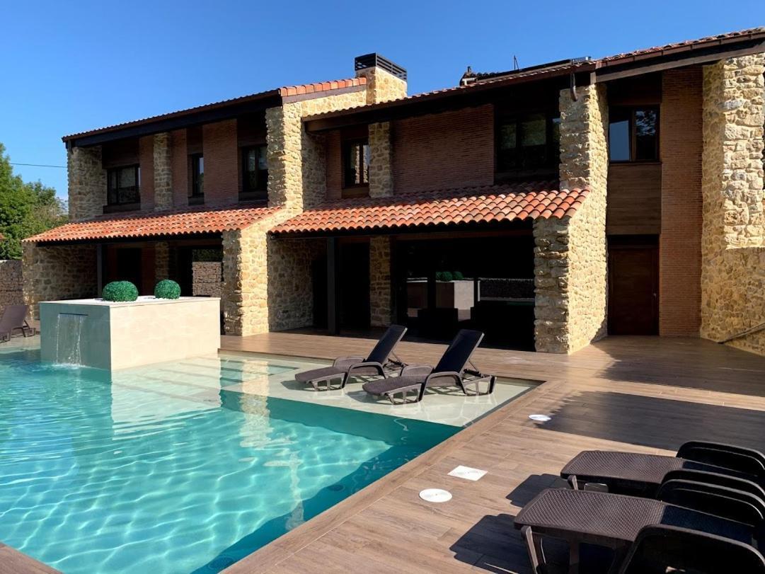 2 Apartamentos En Villa Con Piscina Privada En Asturias El Marquesau Noriega المظهر الخارجي الصورة